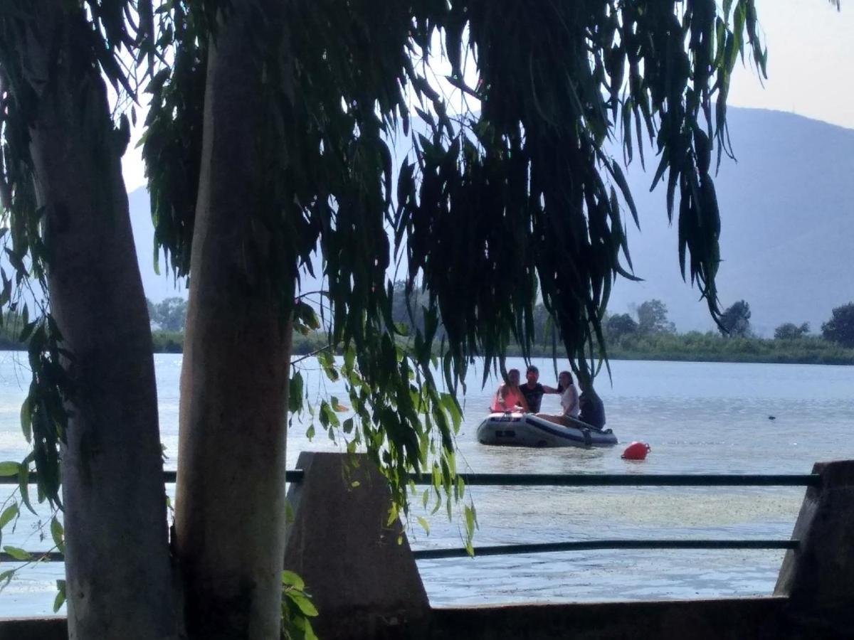 Magia Sul Lago Di Fondi Monte San Biagio Exterior foto